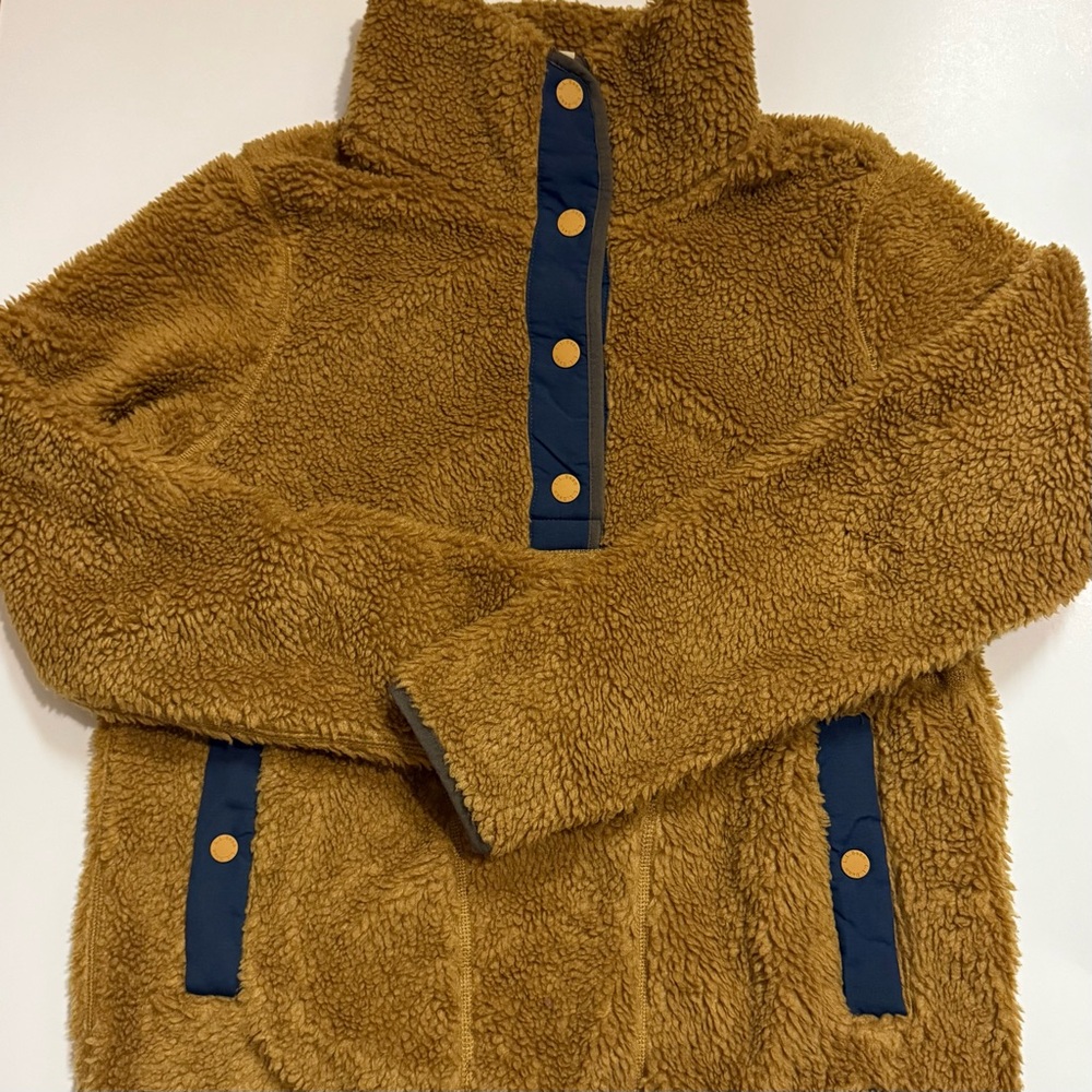 L.L.Bean Women’s Sherpa Fleece Pullover in Antique Gold